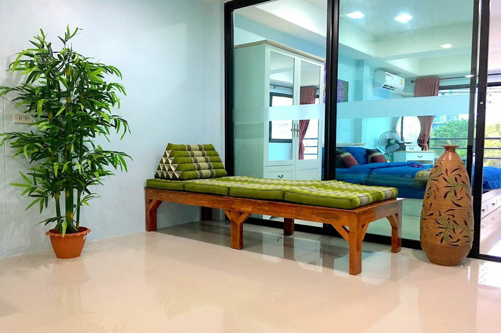 Appartamento Breezy House Jomtien Beach Esterno foto