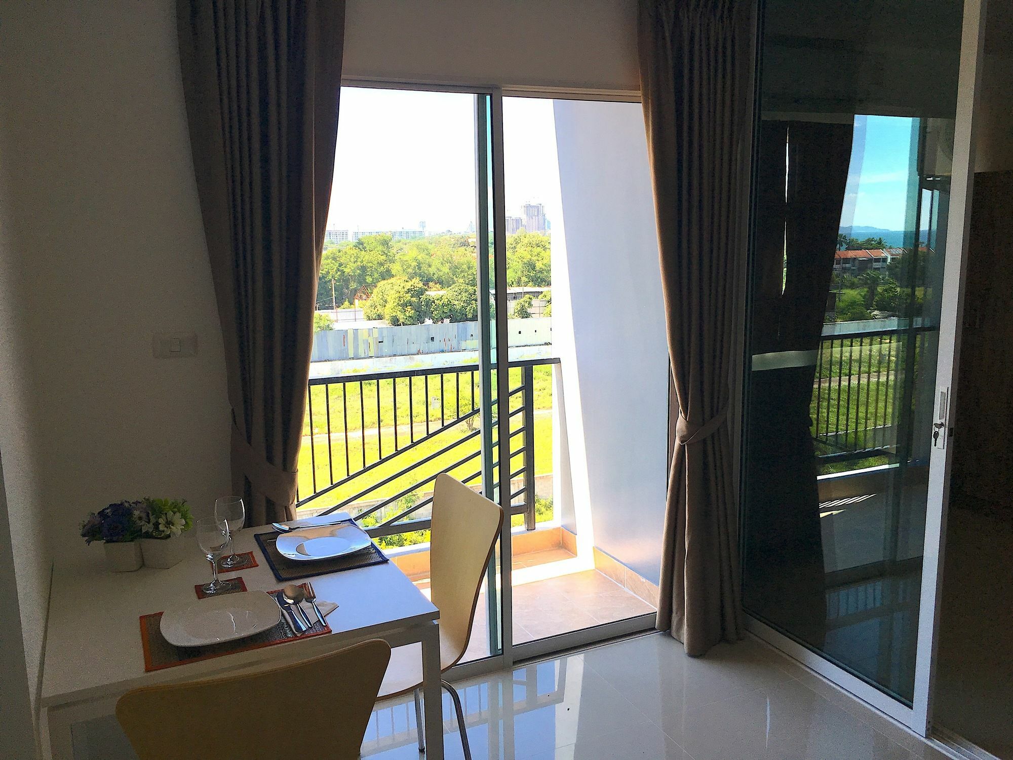 Appartamento Breezy House Jomtien Beach Esterno foto